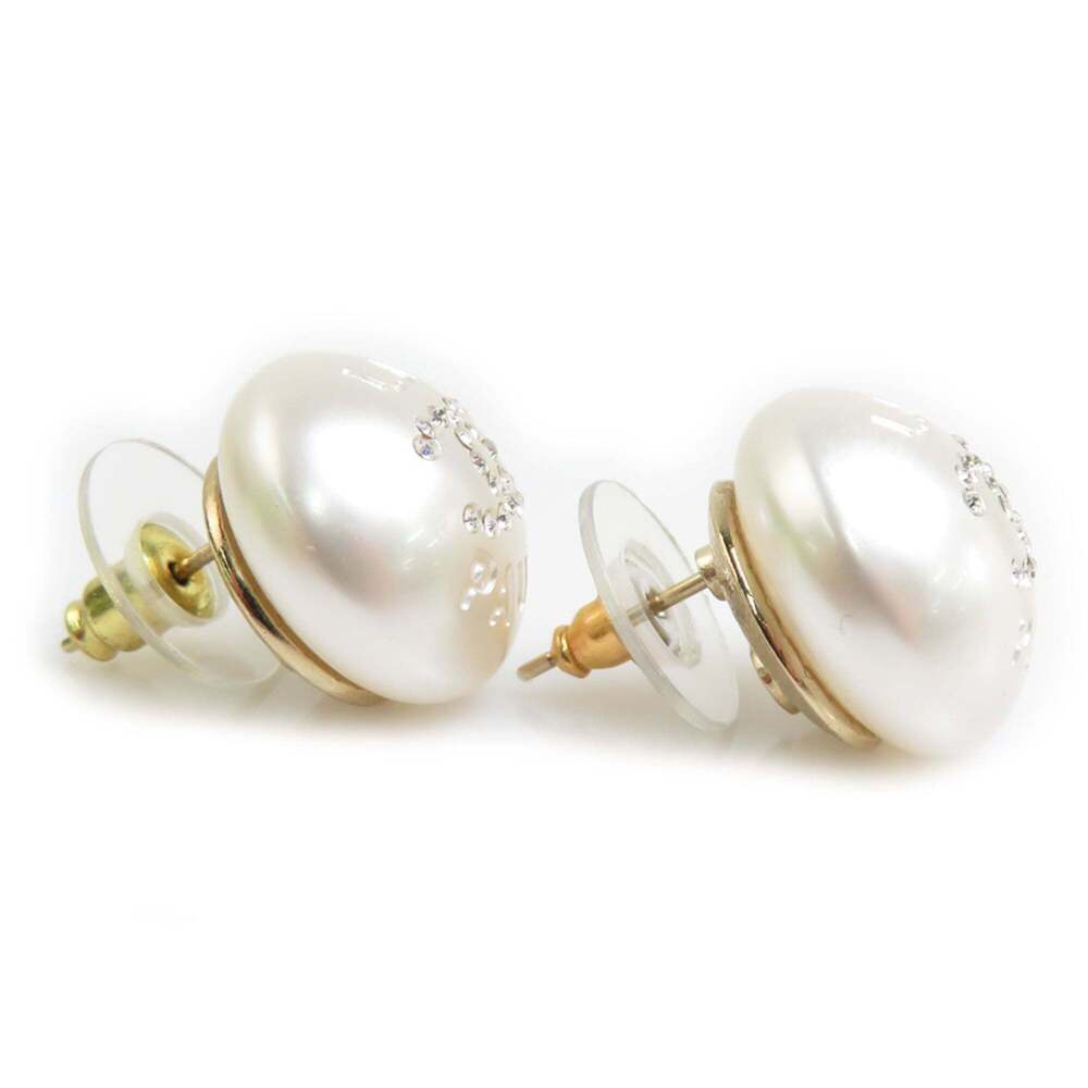 CHANEL Authentic White Pearl Earrings - Picture 3 of 8